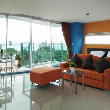Hotel La Casa Pattaya Pokoj fotografie